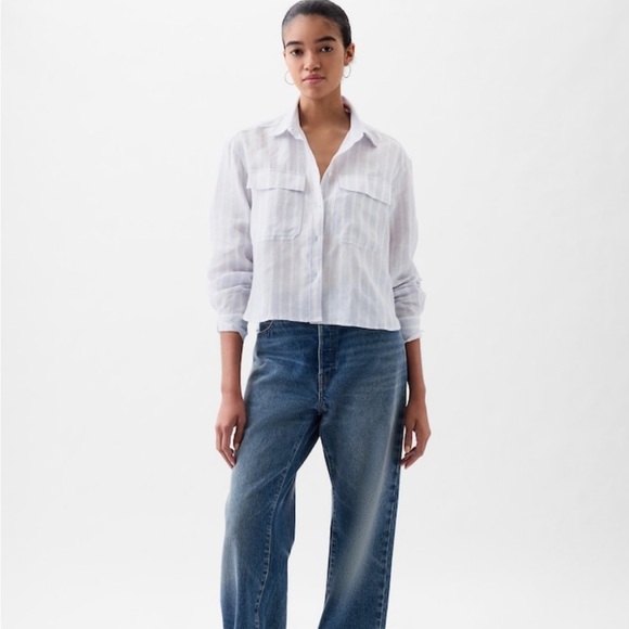 NWT Gap 100% Linen Cropped Shirt in Light Blue and White Stripe - Size Small - Picture 3 of 11